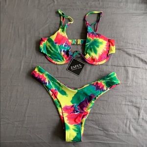 ZAFUL Tie Dye Plunge Underwire Bikini Set